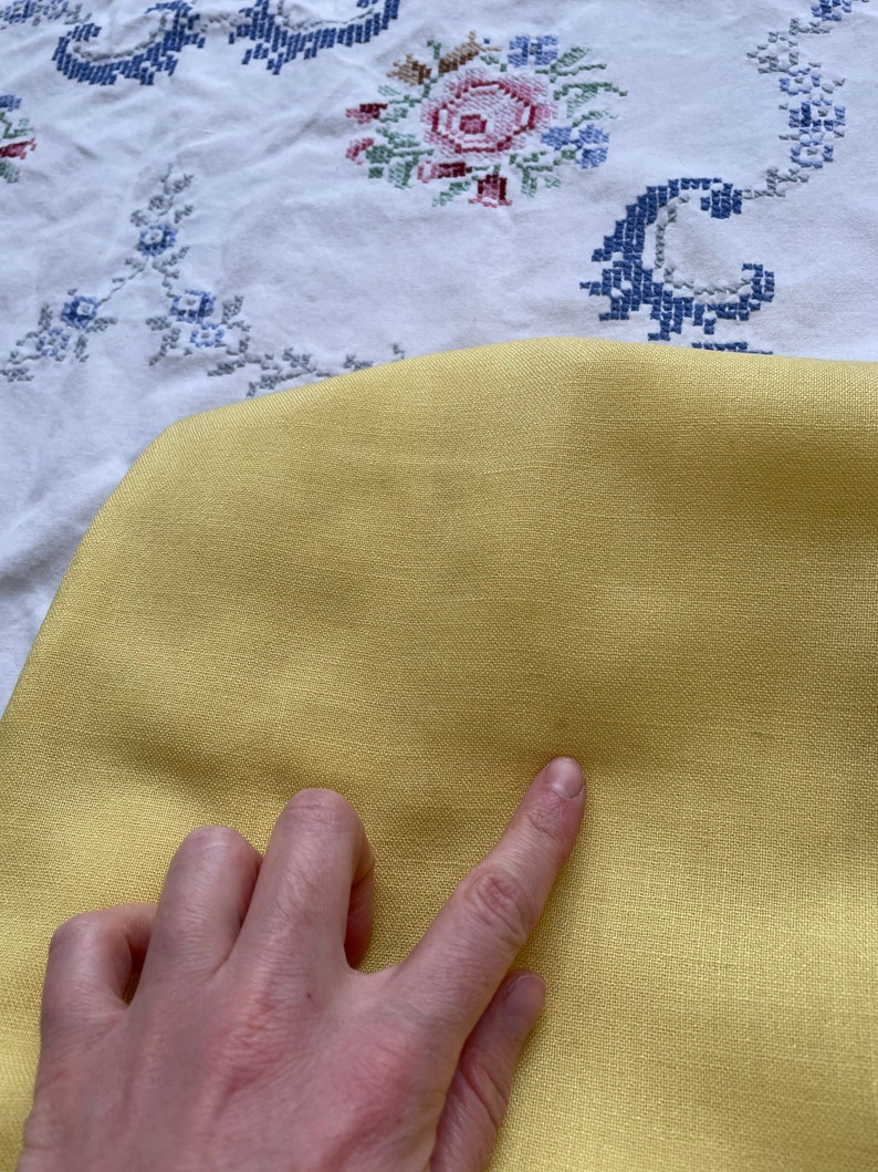 1960s Banana Yellow Linen Wiggle Dress with Matching Cropped Lace Bolero size Small Medium