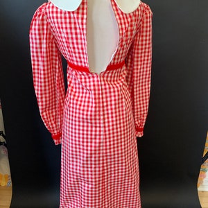 1960s Gingham Red and White Taffeta Mod Dress with Peter Pan Collar size XS image 4