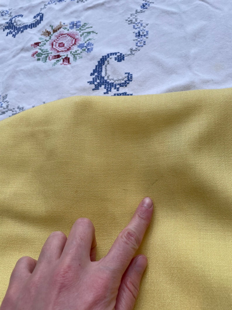 1960s Banana Yellow Linen Wiggle Dress with Matching Cropped Lace Bolero size Small Medium