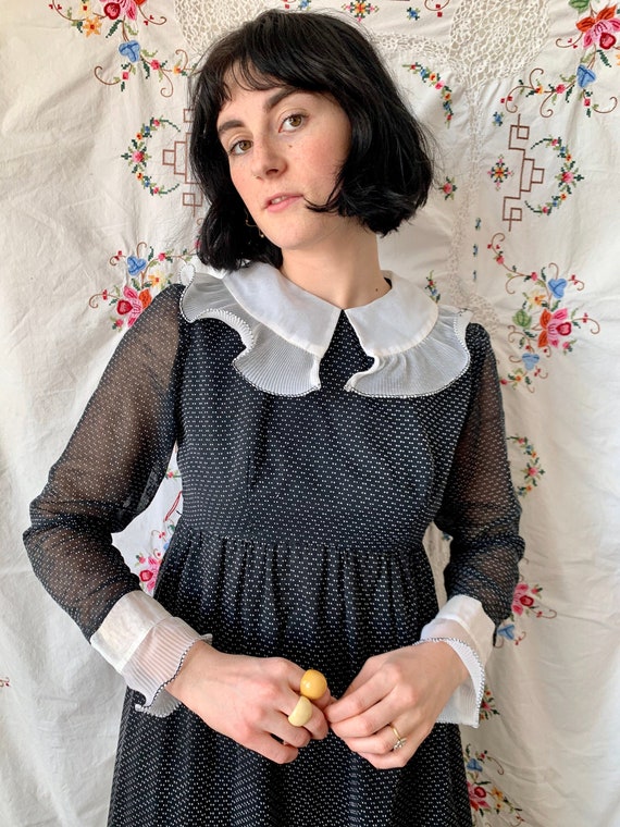 1960s Amish Black and White Polka Swiss Dot Flocke