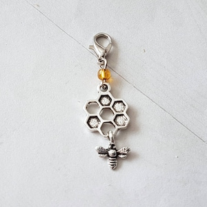 Bee and Honeycomb  Silvertone Progress Keeper / Stitch Marker for Crochet and Knit Purse Charm. Zipper Pull SPK532