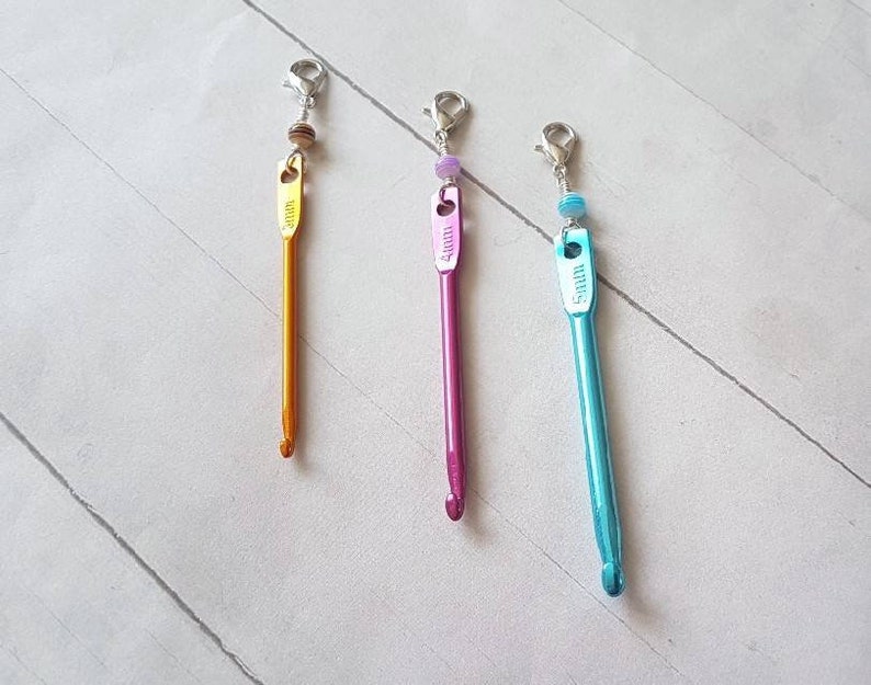 mini crochet hook