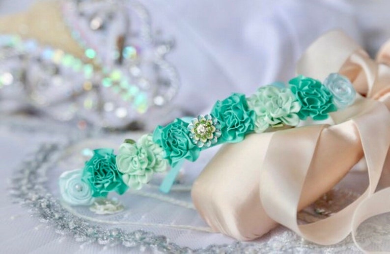 Hair garland aqua Bunflowers Floral bun holder Bunwrap Bunpin Hair ribbon Flower bun pin Bun Blossoms Tropical Breeze Ballet Bun Wrap