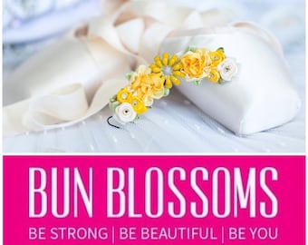 Bun Blossoms "Golden Fields" Bun Pin fleurs de chignon parfaites pour les coiffures de mariage, les danseurs, les ballerines, les interprètes et les coiffures formelles