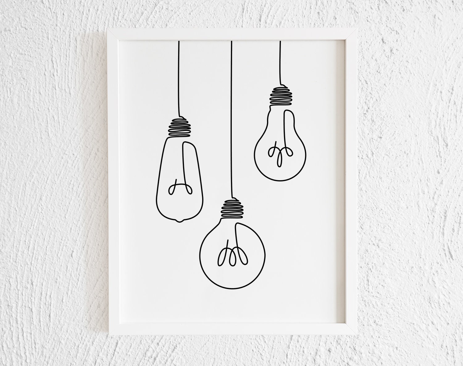 Outline vintage light bulb Royalty Free Vector Image