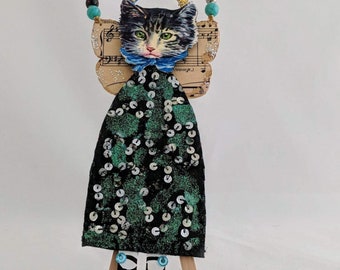 Fairy Kitty Vintage / Fairy Art / Holiday Gift / Christmas Gift / Fairy Art / Garden Art / OOAK Art / Holiday Gift