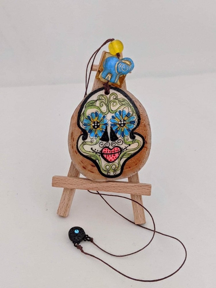 Sugar Skull Necklace / Dia De Los Muertos / Sugar Skull Art / Sugar Skull / Dia De Los Muertos Art / Skull / Skull Art