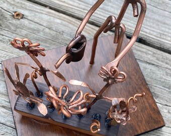 Copper Art Figurine of flower gardening