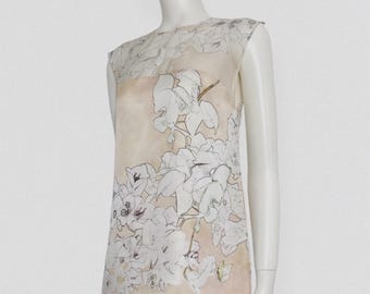 EMANUEL UNGARO – Cruise 2009 pale pink satin silk sleeveless blouse with white floral print