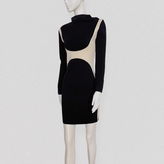 Gianfranco Ferré, GIANFRANCO FERRÉ – Black & cream graphic knit dress