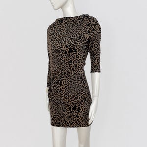 ROCCOBAROCCO – Brown giraffe print silk mini dress