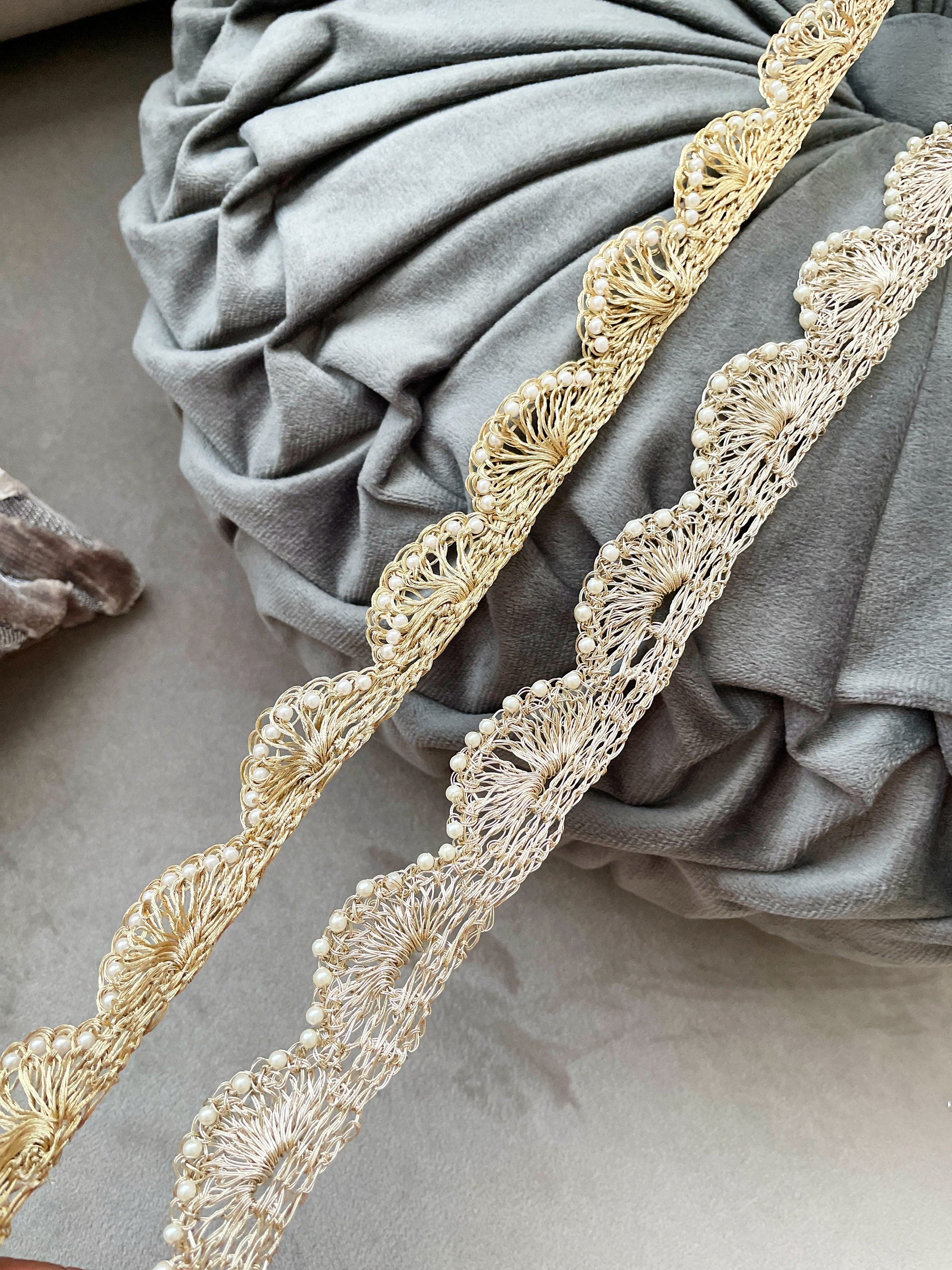 9.5 Yards Gold White Pearl Embellished Indian Zari Pankhi Scallop Work  Craft Sari Dupatta Kinari Boarder Lace Trim Gold 2.2 Cm Wide 
