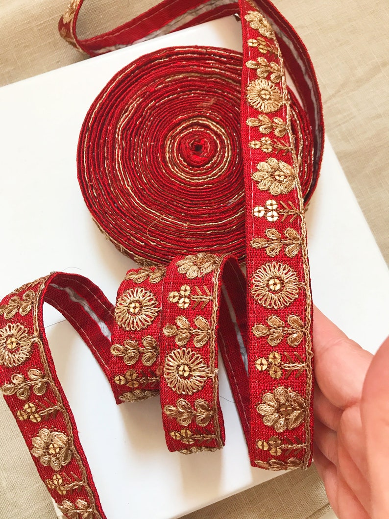 2.5 cm wide lace Indian Border Thread embroidery Maroon Embroidered Lace Trim Indian sari lace Sequin Flower lace by 4.80 yard Ribbon