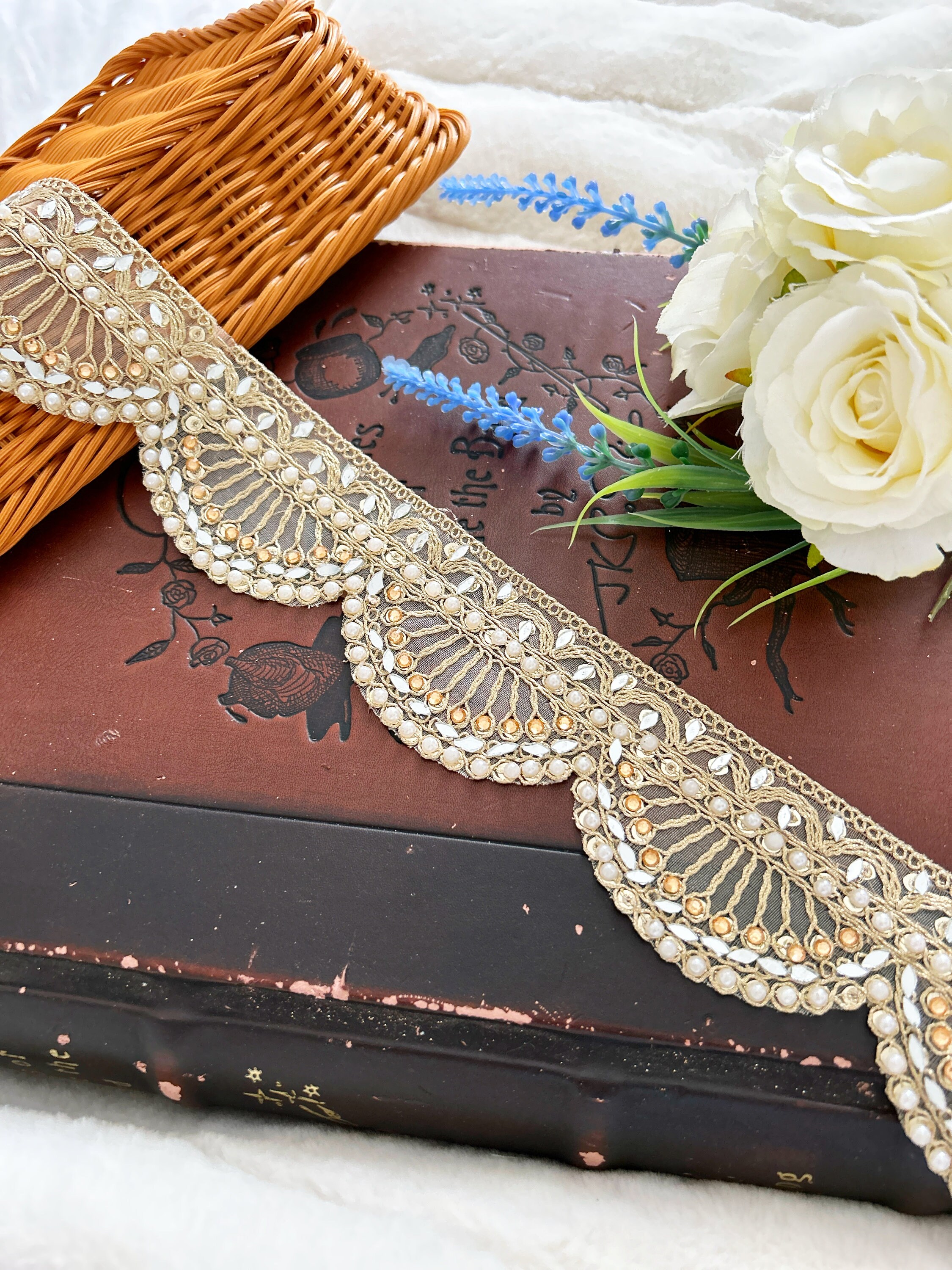 Elegant White & Gold Floral 36\' Grey Braided Trim & Misc Trim Pieces 3cm (1 1/4 main image 4