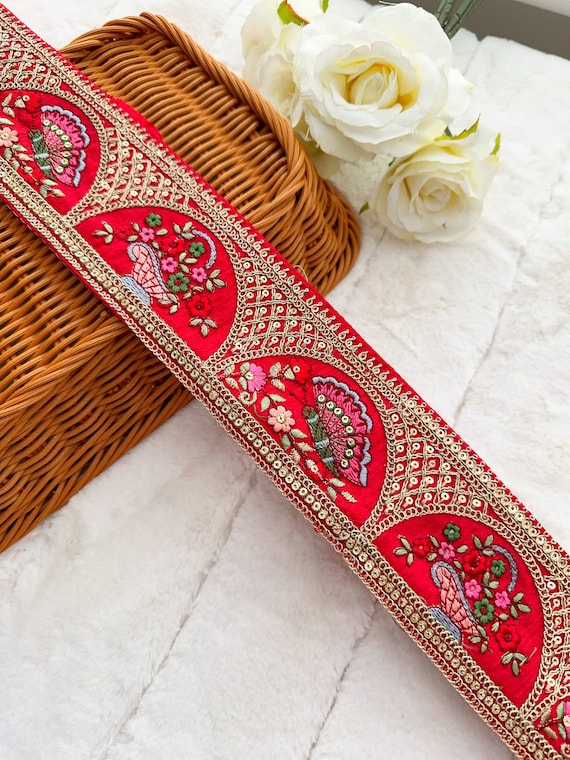 yarda de tela bordada roja india para sari, adorno para vestido