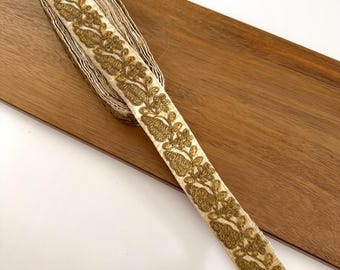 3.8cm インド産デュピオンシルク花柄トリム、アンティークゴールドザリ