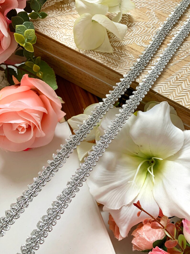 Mini Silver Triangle Piping lace Trim,Edge Finishing,Gotta Patti,Indian Decorative Trim,Embellish Piping Cord Trim,Ribbon 9 Yards 10695LM