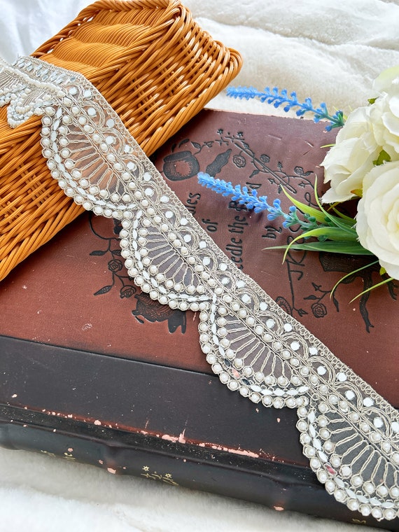 Buy 9.5 Yards Pale Gold Indian Floral Scallop Fan Zari Mirror Pearl  Embellished Net Fabric Trim Sari Dupatta Lace Trim Border, 5.5 Cm Wide  Online in India 