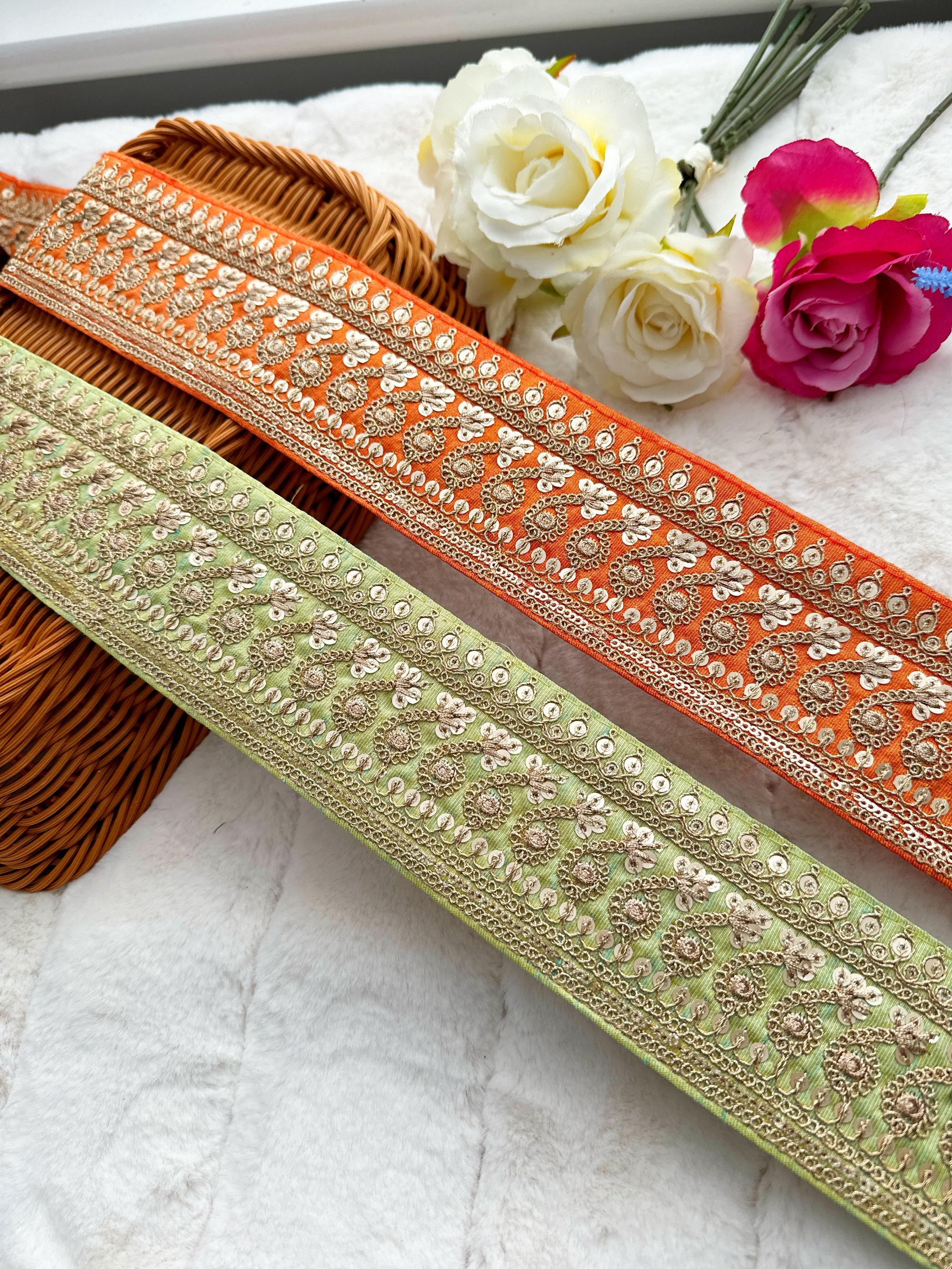 スパンコールペイズリー刺繍サリーボーダー、インドコスチュームトリム 