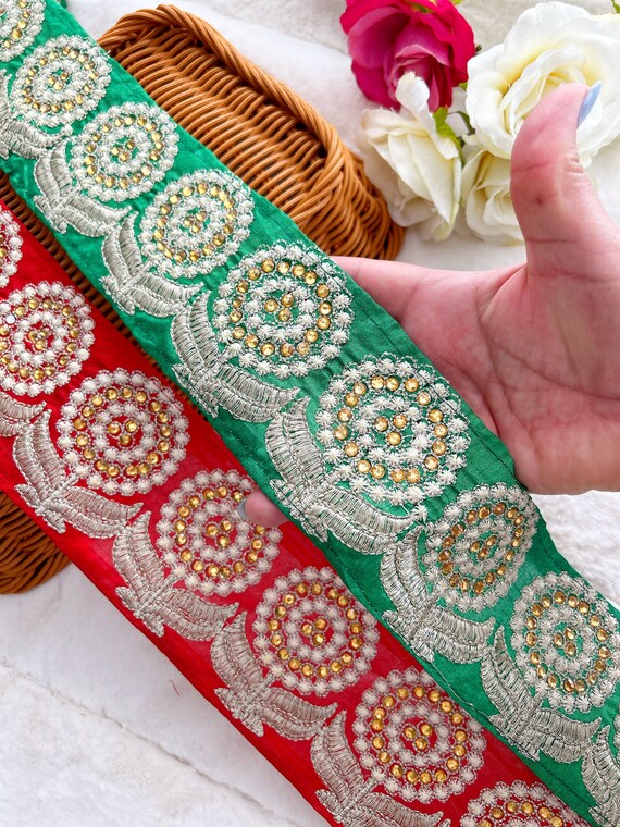 Pizzo Indiano Con Pietre Kundan E Perle – 1 Iarda, Larghezza 35 Mm, Multicolore