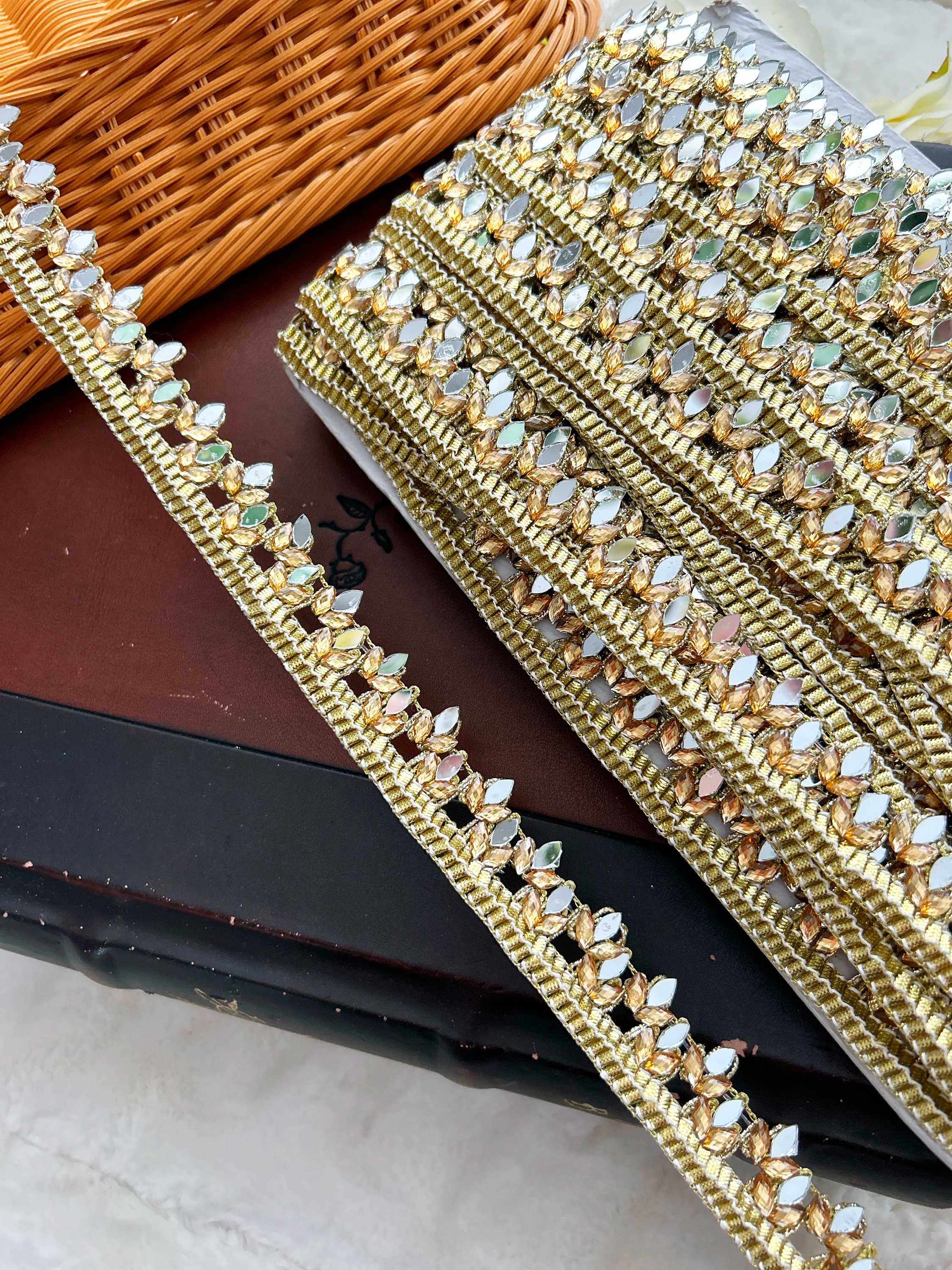 Shop the Hottest Golden Belt for Saree Online Now