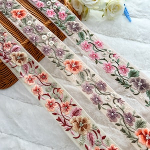 1 yard multicolore floral brodé net tissu dentelle bordure broderie sari housse de coussin artisanat couture sari indien décor à la maison sacs