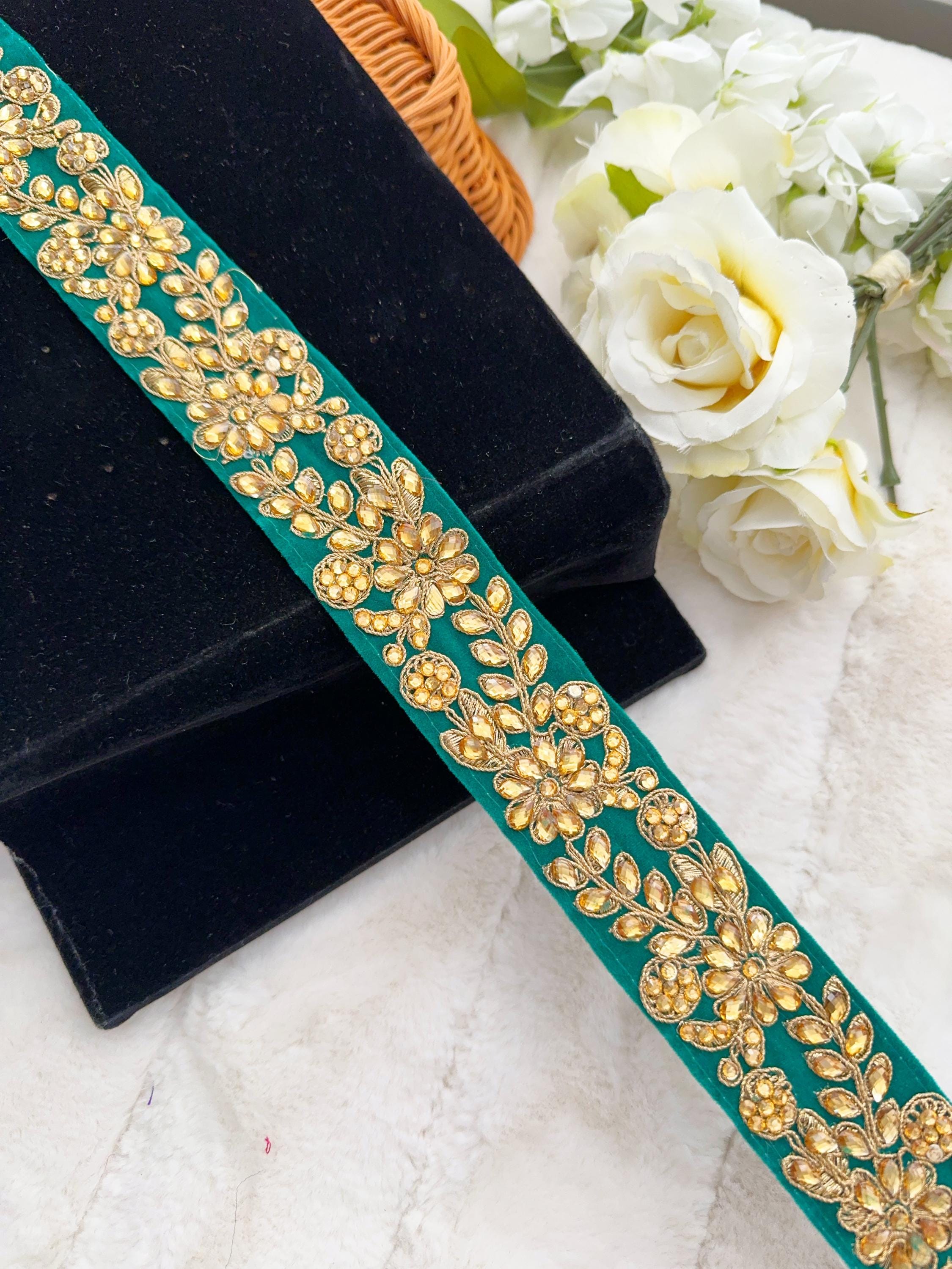 VELVET FRIENDSHIP BRACELET THIN W/STAR STUD BLOSSOM VELVET FRIENDSHIP BRACELET THIN W/STAR STUD BLOSSOM