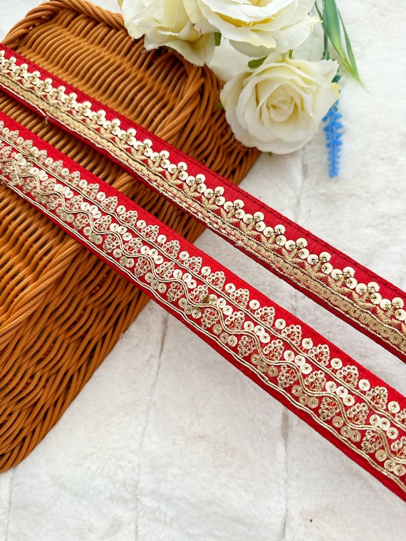 Antique Tea Coloured Bobbin Lace Flower Border Antique Tea Coloured Bobbin Lace Flower Border