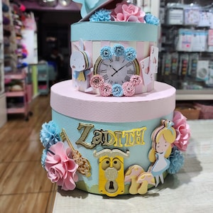 Gâteau en carton Alice