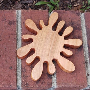 Splash wooden trivet image 4