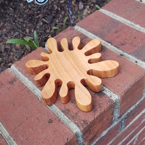 Splash wooden trivet image 1