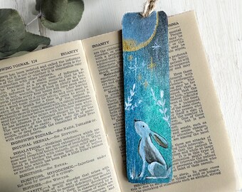Hare wooden bookmark | Moon gazing Hare | | Painted Bookmark | Woodland animal | Enchanted Forest Hare | Fantasy Art | Folk art | Hare gift