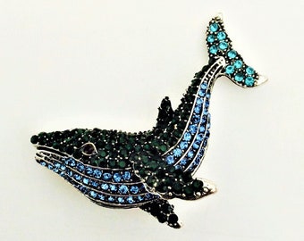 1 14 Crystal Rhinestone Mini Whale Pin