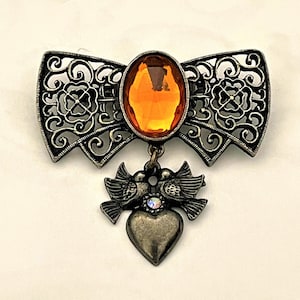 Vintage Ribbon Black Bronze Tone With dangling Heart and 2 Doves with rhinestone Brooch pin BX54
