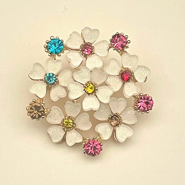 White Flower Enamel with Rainbow Rhinestone Brooch pin jewelry BX51