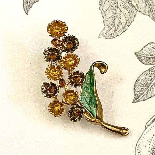 Vintage Jewelry 2.5” Flower Amber Crystal Rhinestones Gold Tone brooch pin BX24