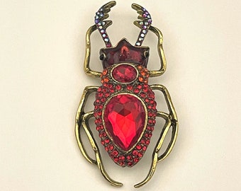 Beetle Red Bug Gold Rhinestone in silver tone brooch pin jewelry. BX52
