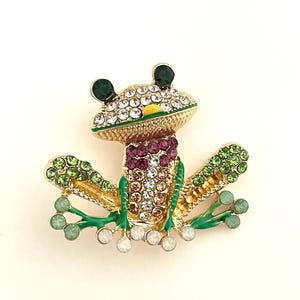 Vintage Jumping Frog Green Rhinestone Brooch pin Gold tone jewelry BX85