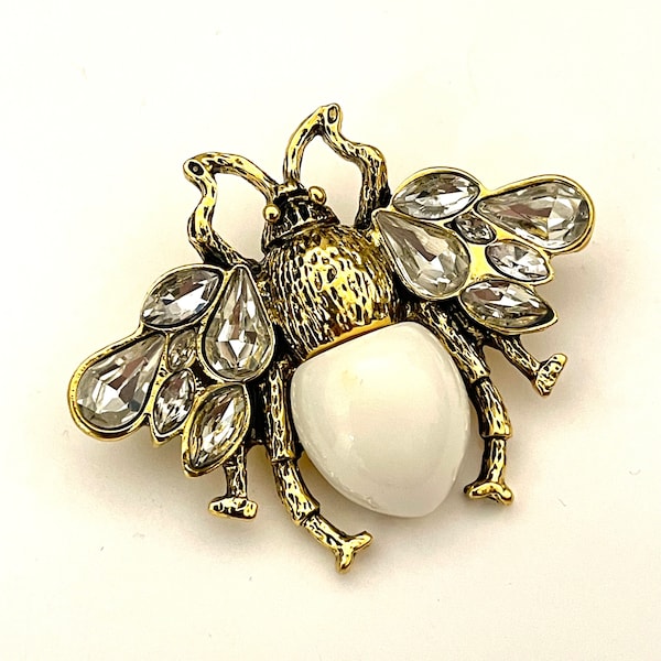 Adorable beetle bug rhinestone and cabochon brooch pin jewelry BX70.