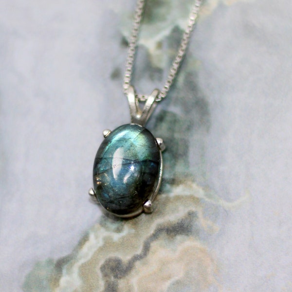 Genuine 925 Silver Labradorite Necklace for Her | Flashy Labradorite Blue Crystal Gemstone Pendant | Sterling Silver Wiccan Jewelry Necklace