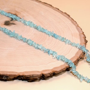 Colar de cristal de água-marinha | Colar longo de contas | Colar de pedra de nascimento de março | Colar robusto para uso diário em camadas
