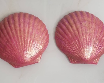 Dragonskin silicone mermaid shell- this listing is for 1 shell. Select a quantity of 2 to purchase a pair.