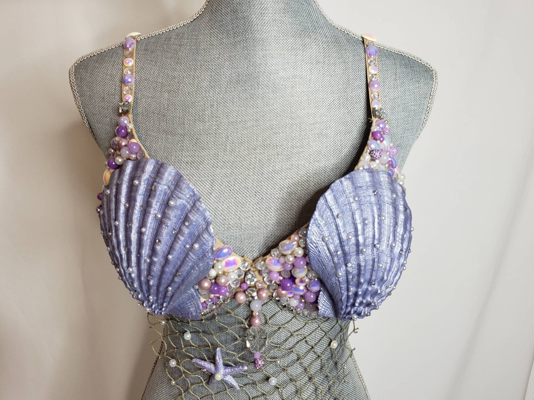 This dreamy pastel #mermaidbra is beyond beautiful! Signature mermaid bra  with chain design (and my original inspiration) b…