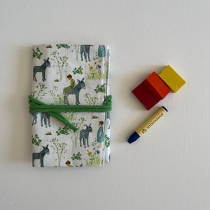 Waldorf &quot;Donkey Love&quot; for 16 crayons and 10 blocks, gift school enrolment