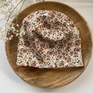 Hat/ Beanie/ Hipster "Bush Flower" for children and babies, double-layered floral design