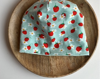 Beanie " STRAWBERRY" für Baby Kind Mädchen, Mütze Herbst, doppellagig