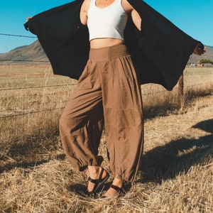 Natural fiber yoga pants hot sale
