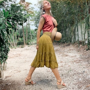 Flutter Skirt // Lush Cotton, Natural Fiber, Flexible Waistband / Woman Be Free image 3