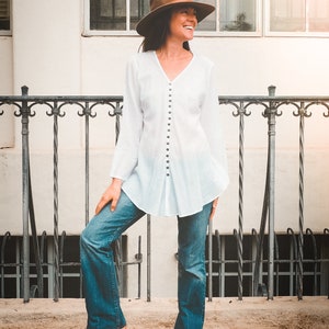 Cotton Button Top // Long-Sleeve, Natural Fiber, Weightless, Breathable / A Classic image 9