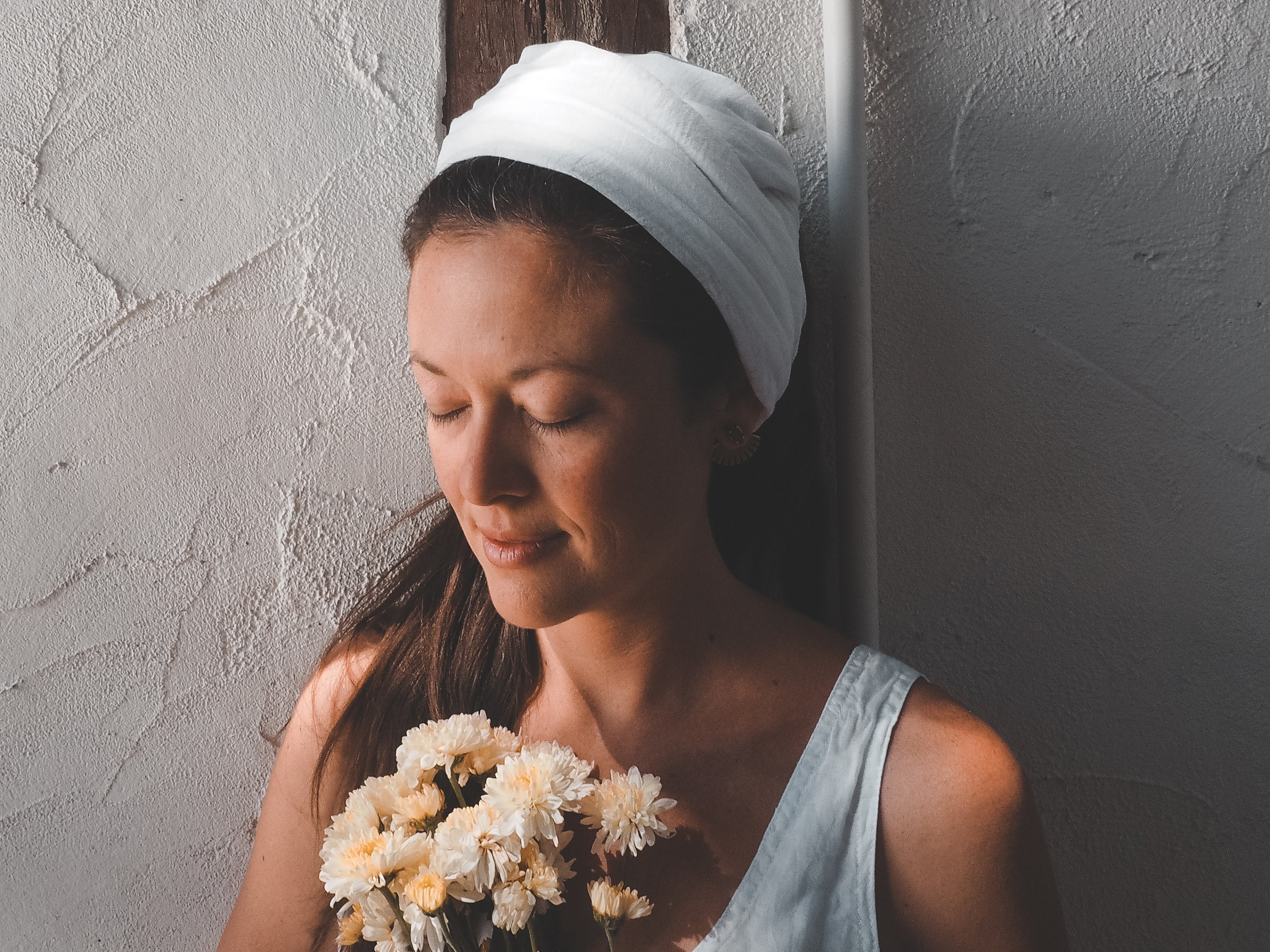 Gauze Crown Wrap in WHITE // Goddess Crown, Frida Kahlo in Cotton, Mi…